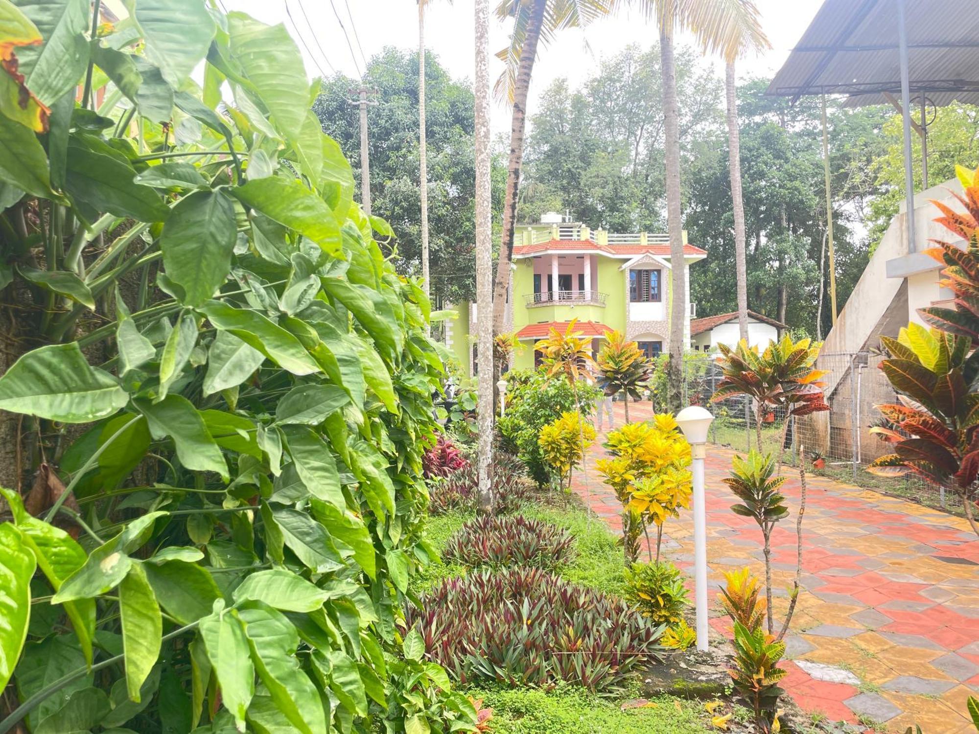 Sevenstar Residency Homestay *